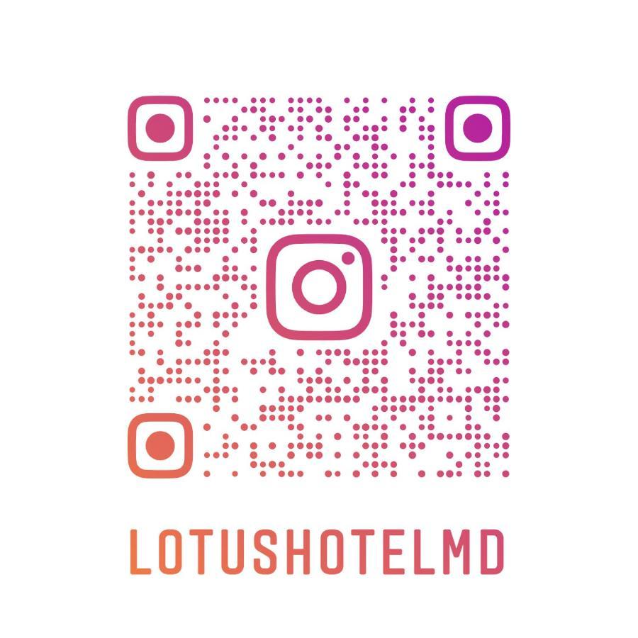 Lotus Hotel Chisinau Exterior photo